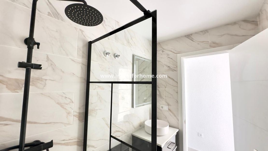 Reventa - Casa - Torrevieja - Torrelamata - La Mata