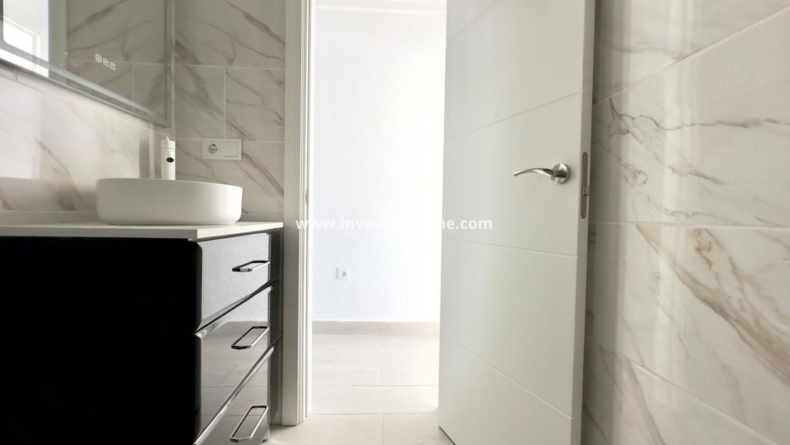 Reventa - Casa - Torrevieja - Torrelamata - La Mata