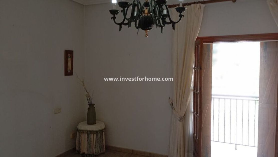 Reventa - Chalet - Daya Nueva - Costa Blanca