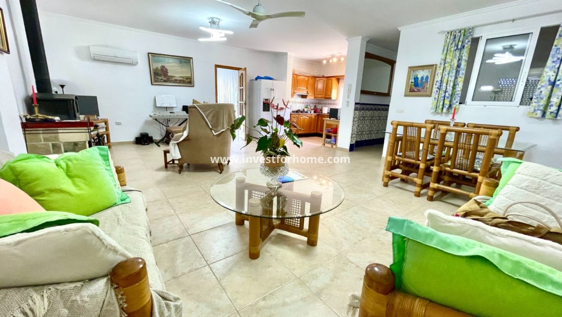 Reventa - Chalet - Daya Nueva - Costa Blanca