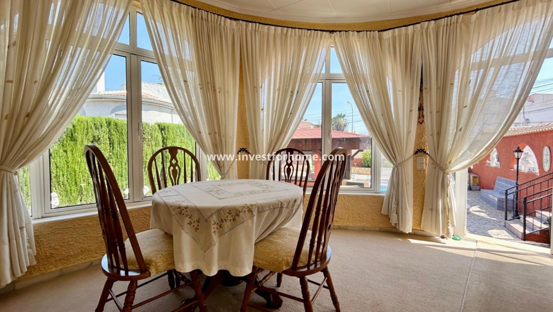 Reventa - Chalet - El Chaparral - Inland