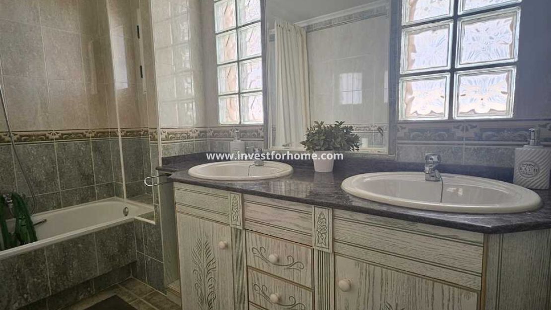 Reventa - Chalet - Guardamar del Segura - Campomar