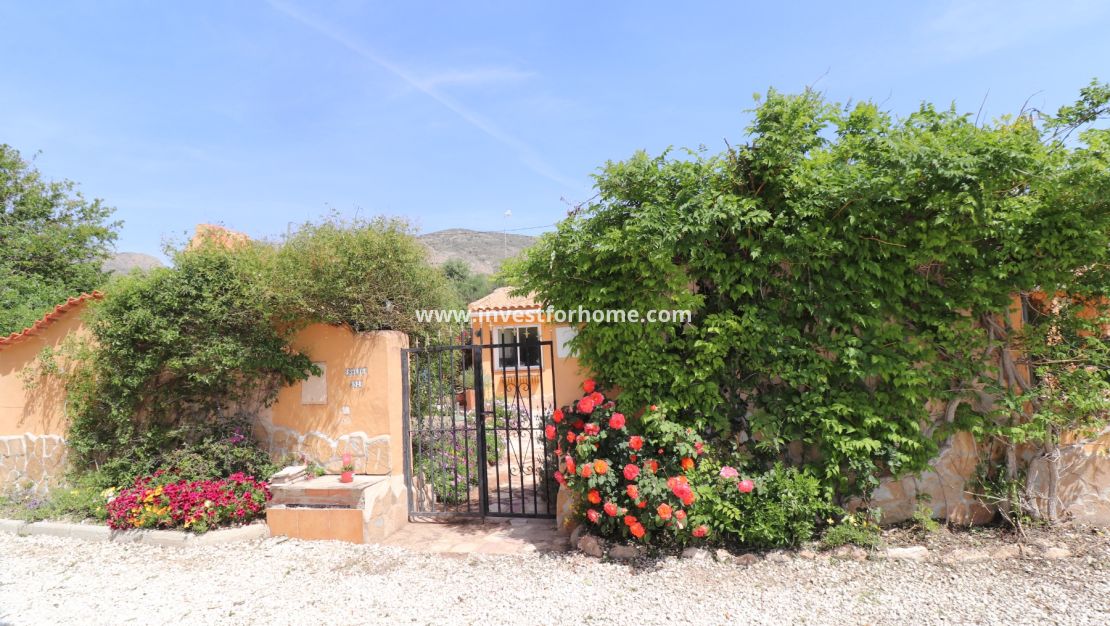 Reventa - Chalet - Hondón de las Nieves - Inland