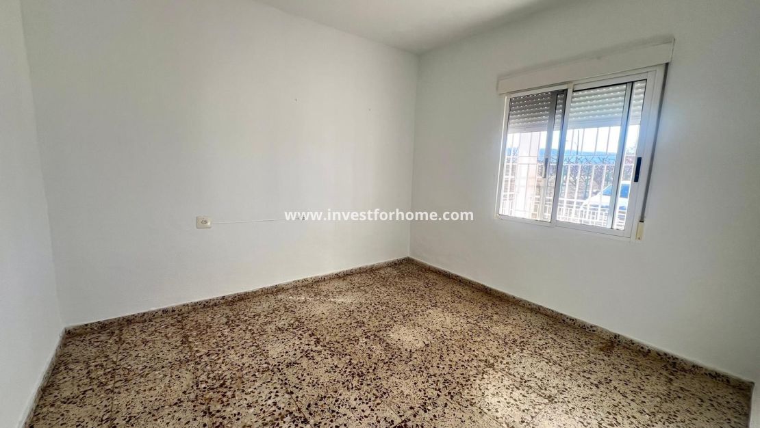 Reventa - Chalet - Las Encebras - Inland