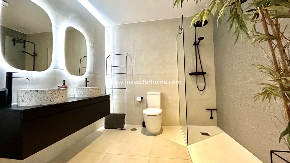 Reventa - Chalet - Las Filipinas - Inland