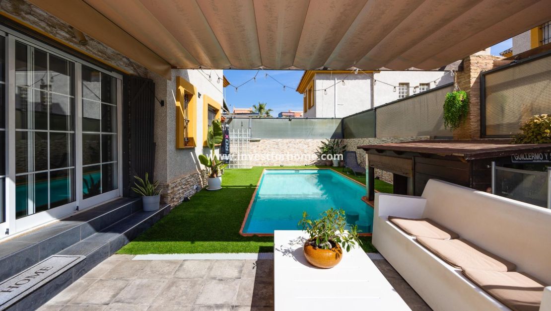 Reventa - Chalet - Los Montesinos - La Herrada