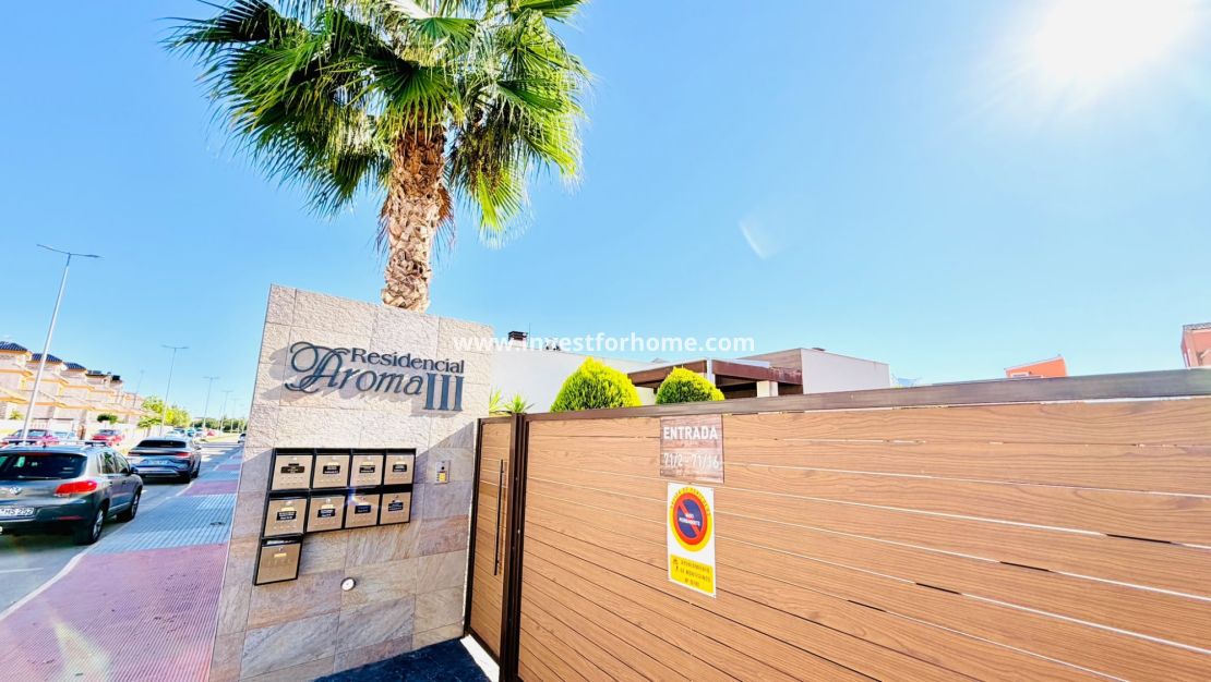 Reventa - Chalet - Los Montesinos - La Herrada