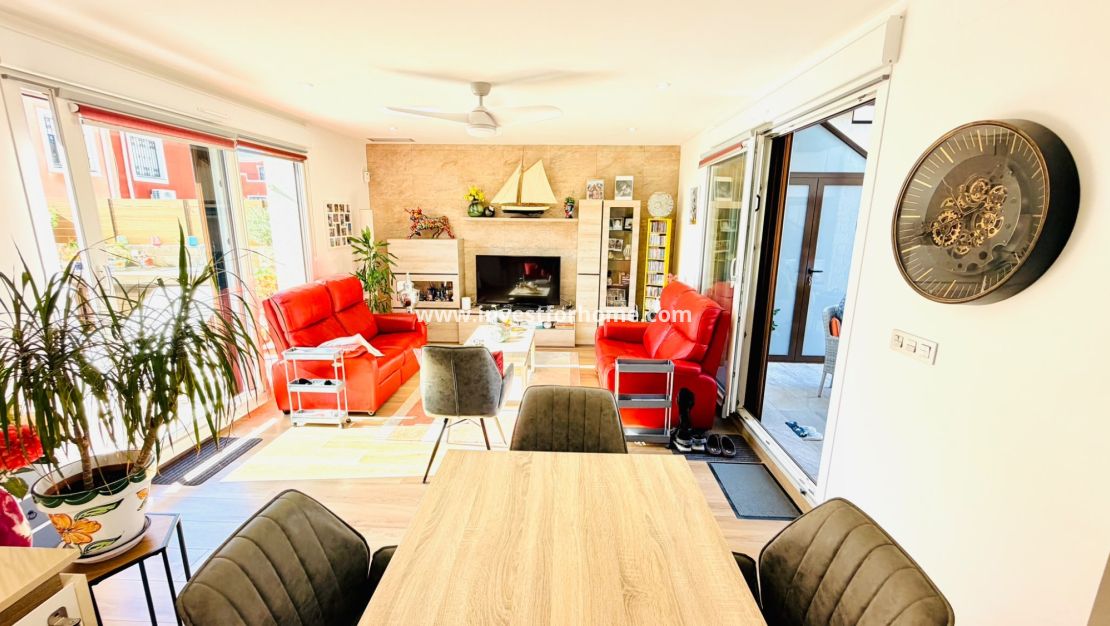 Reventa - Chalet - Los Montesinos - La Herrada