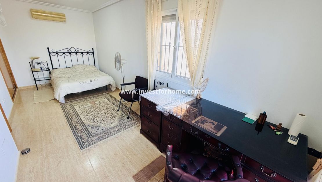 Reventa - Chalet - Los Montesinos - La Herrada
