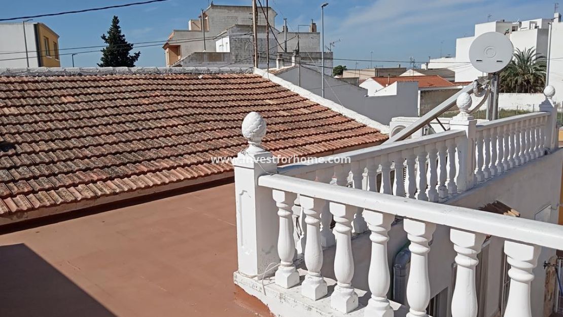 Reventa - Chalet - Los Montesinos - PUEBLO CENTRO