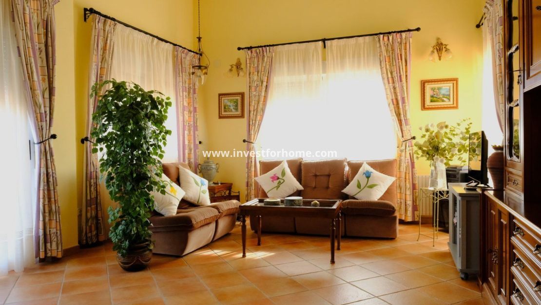 Reventa - Chalet - Orihuela Costa - Correntías Medias