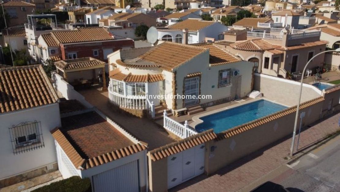 Reventa - Chalet - Orihuela Costa - Costa Blanca