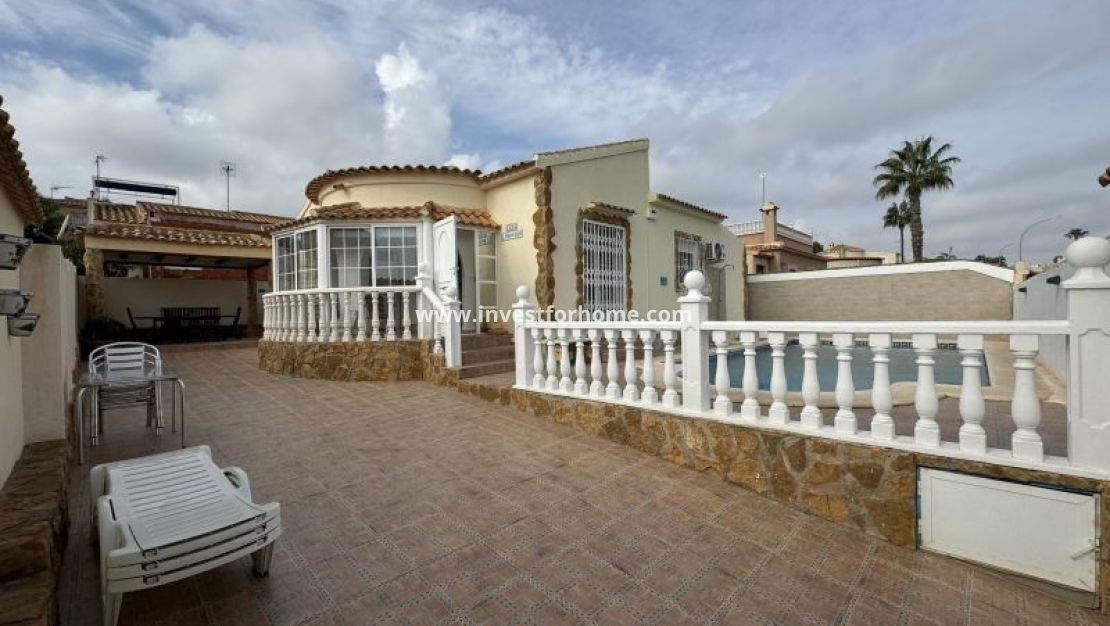 Reventa - Chalet - Orihuela Costa - Costa Blanca