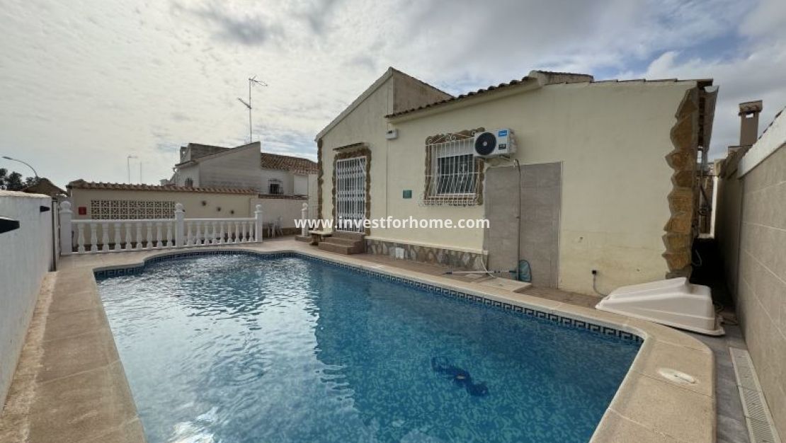 Reventa - Chalet - Orihuela Costa - Costa Blanca