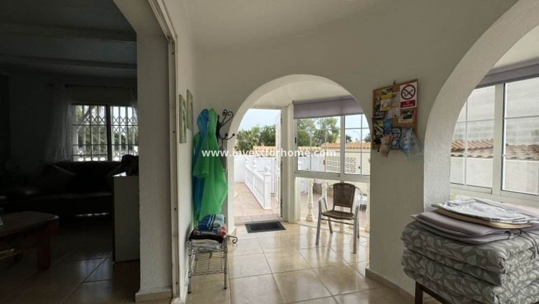 Reventa - Chalet - Orihuela Costa - Costa Blanca