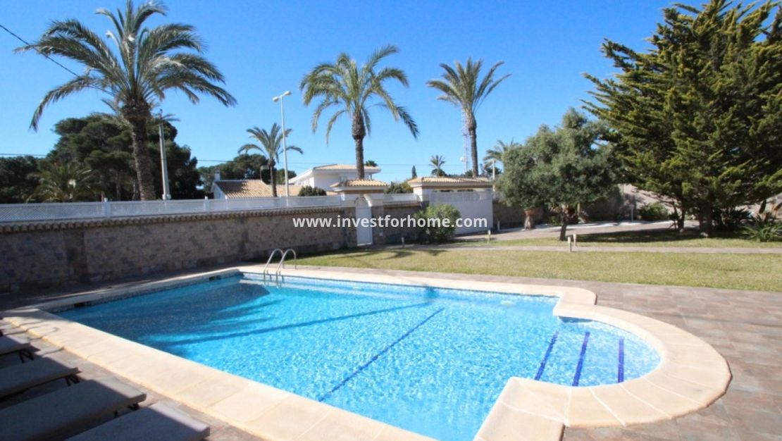 Reventa - Chalet - Orihuela Costa - Costa Blanca