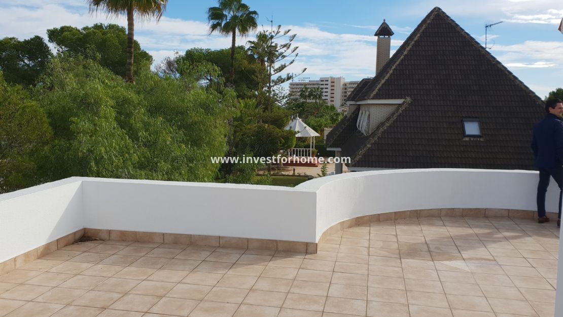 Reventa - Chalet - Orihuela Costa - Costa Blanca