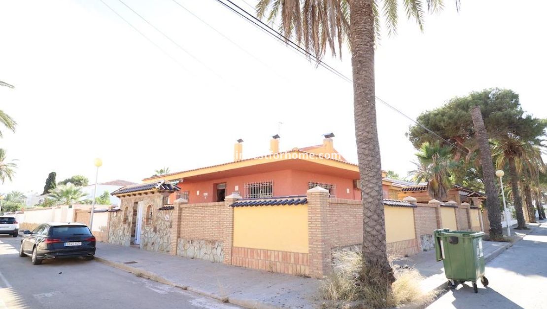 Reventa - Chalet - Orihuela Costa - Costa Blanca