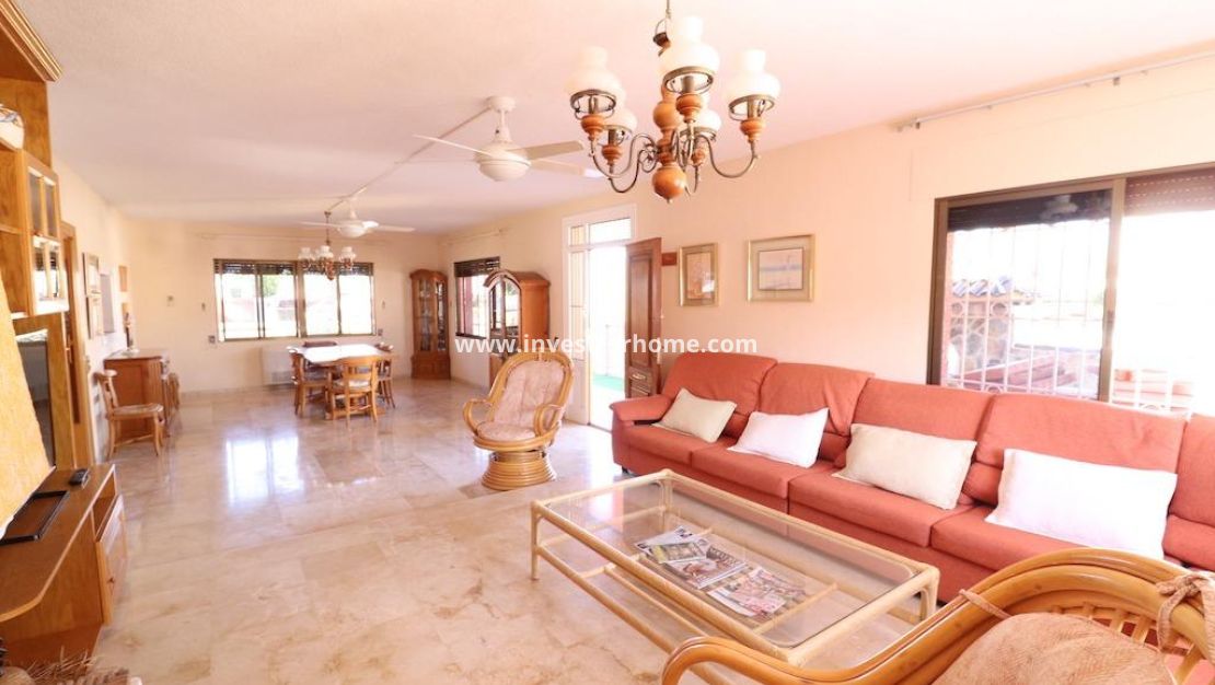 Reventa - Chalet - Orihuela Costa - Costa Blanca