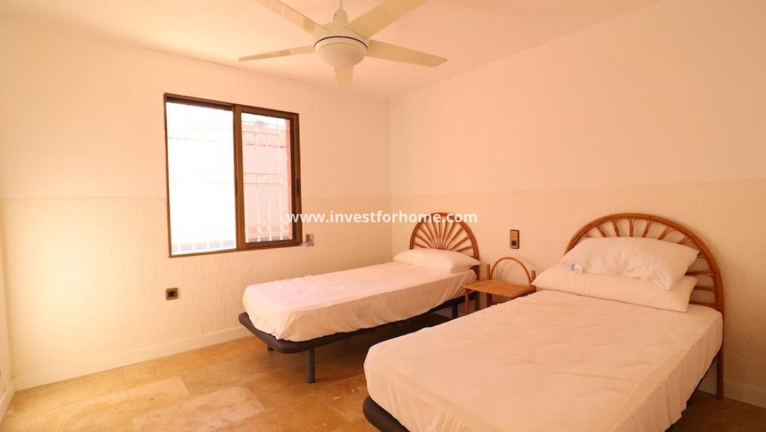 Reventa - Chalet - Orihuela Costa - Costa Blanca