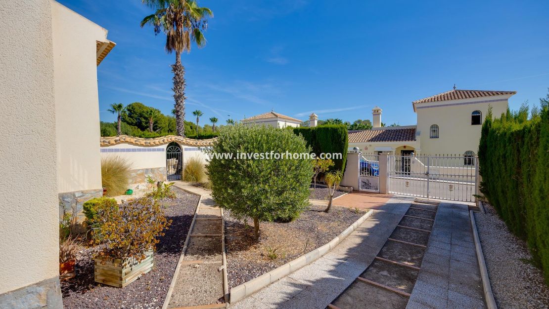 Reventa - Chalet - Orihuela Costa - Costa Blanca
