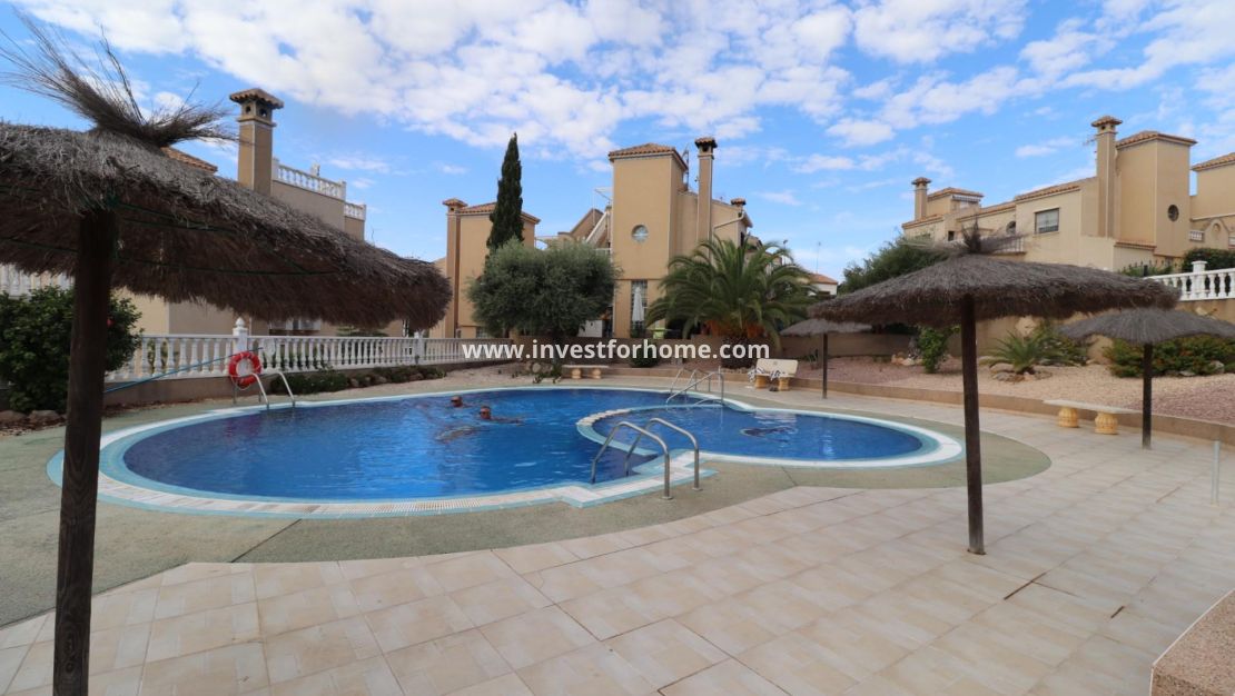 Reventa - Chalet - Orihuela Costa - Costa Blanca