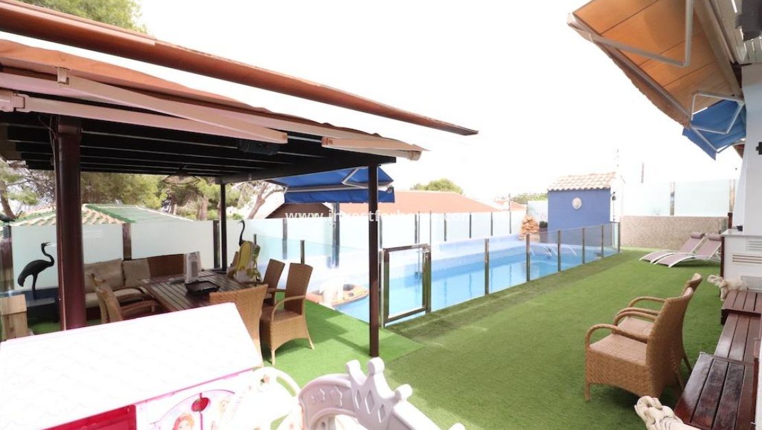 Reventa - Chalet - Orihuela Costa - Costa Blanca