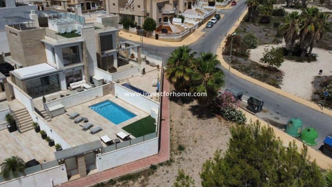 Reventa - Chalet - Orihuela Costa - Costa Blanca