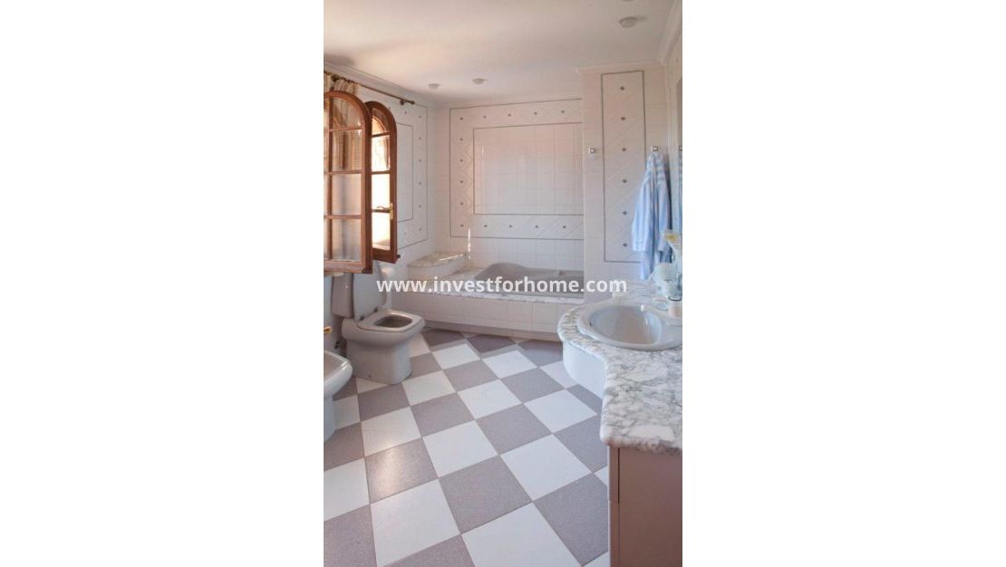 Reventa - Chalet - Orihuela Costa - Costa Blanca