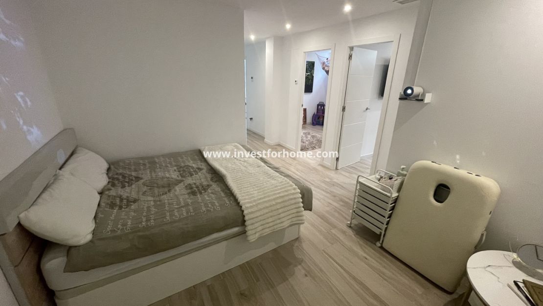 Reventa - Chalet - Orihuela Costa - Costa Blanca