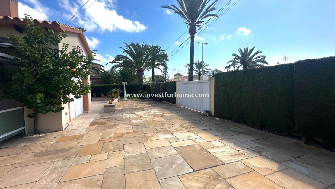 Reventa - Chalet - Orihuela Costa - Costa Blanca