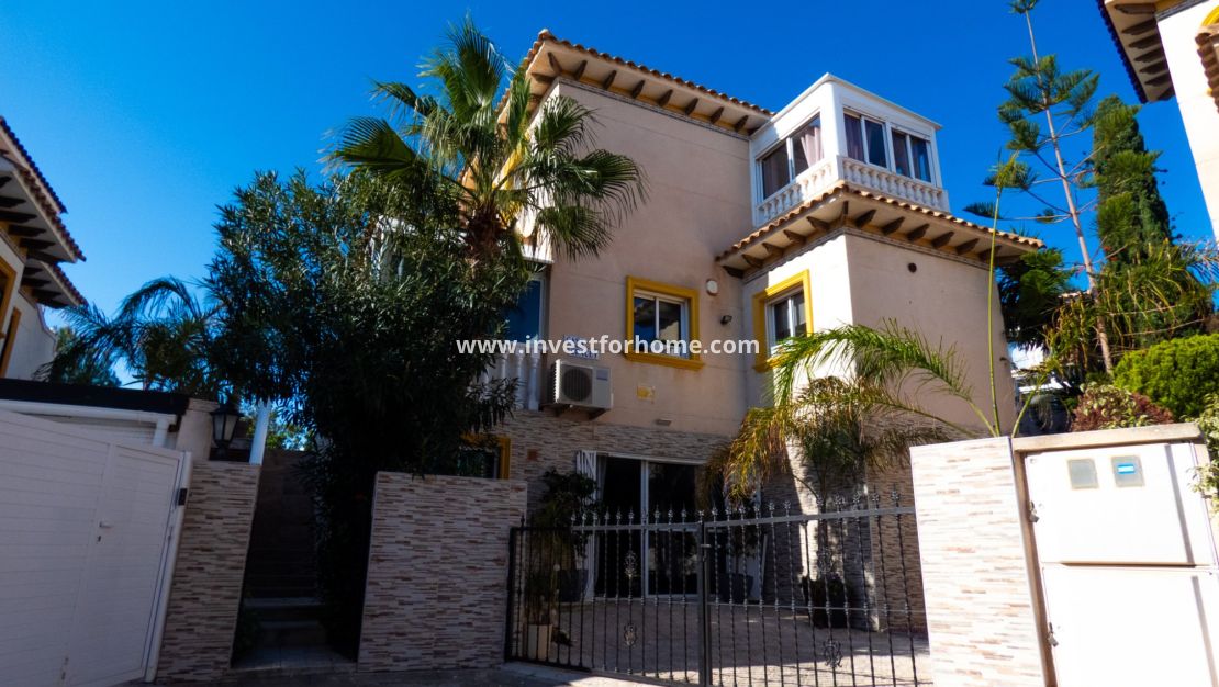 Reventa - Chalet - Orihuela Costa - Costa Blanca