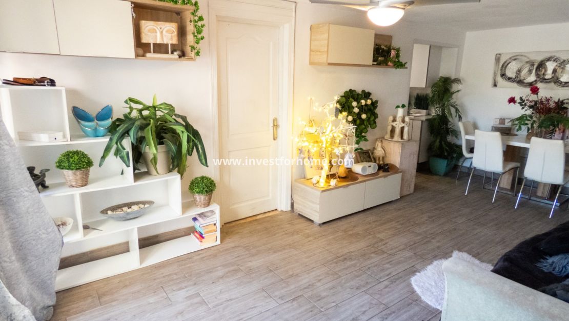 Reventa - Chalet - Orihuela Costa - Costa Blanca