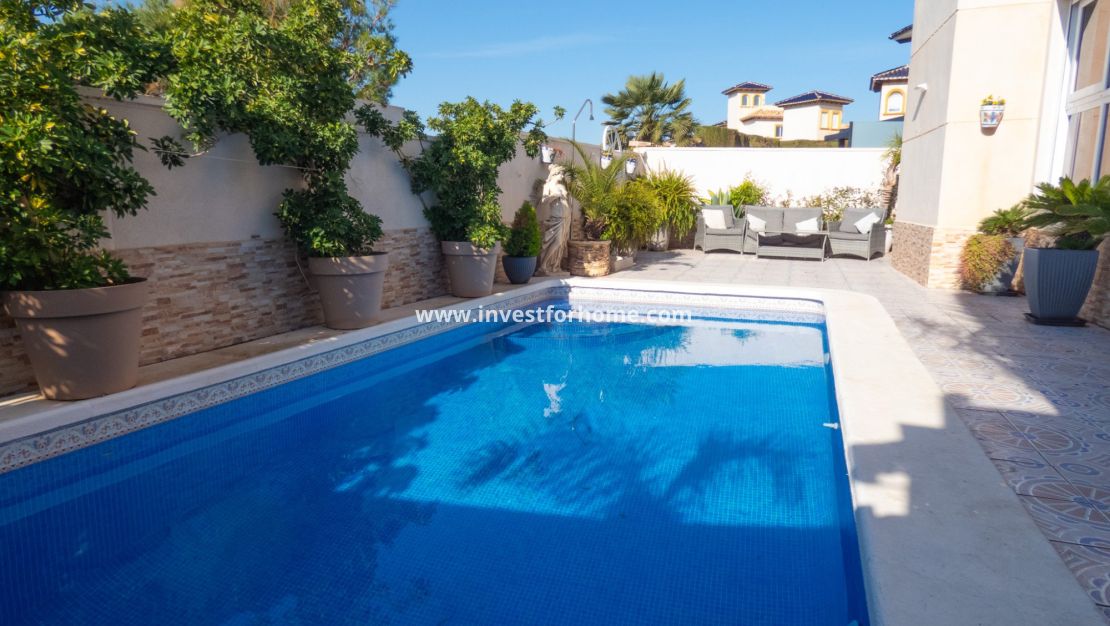 Reventa - Chalet - Orihuela Costa - Costa Blanca