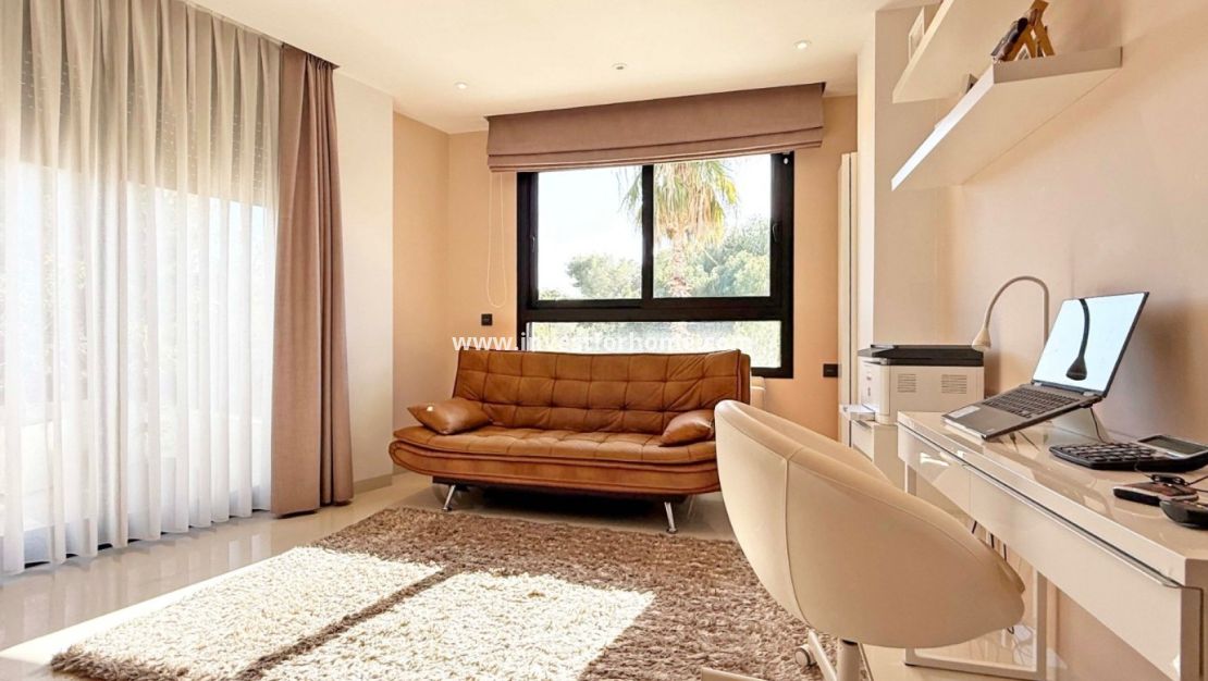 Reventa - Chalet - Orihuela Costa - Costa Blanca