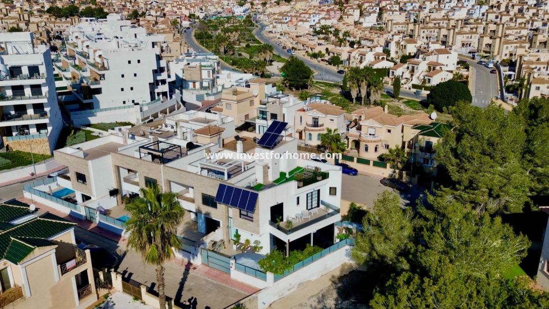 Reventa - Chalet - Orihuela Costa - Costa Blanca