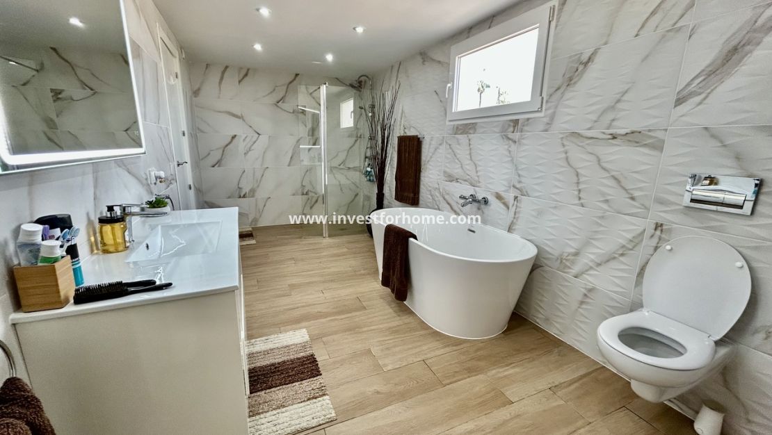 Reventa - Chalet - Orihuela Costa - Costa Blanca