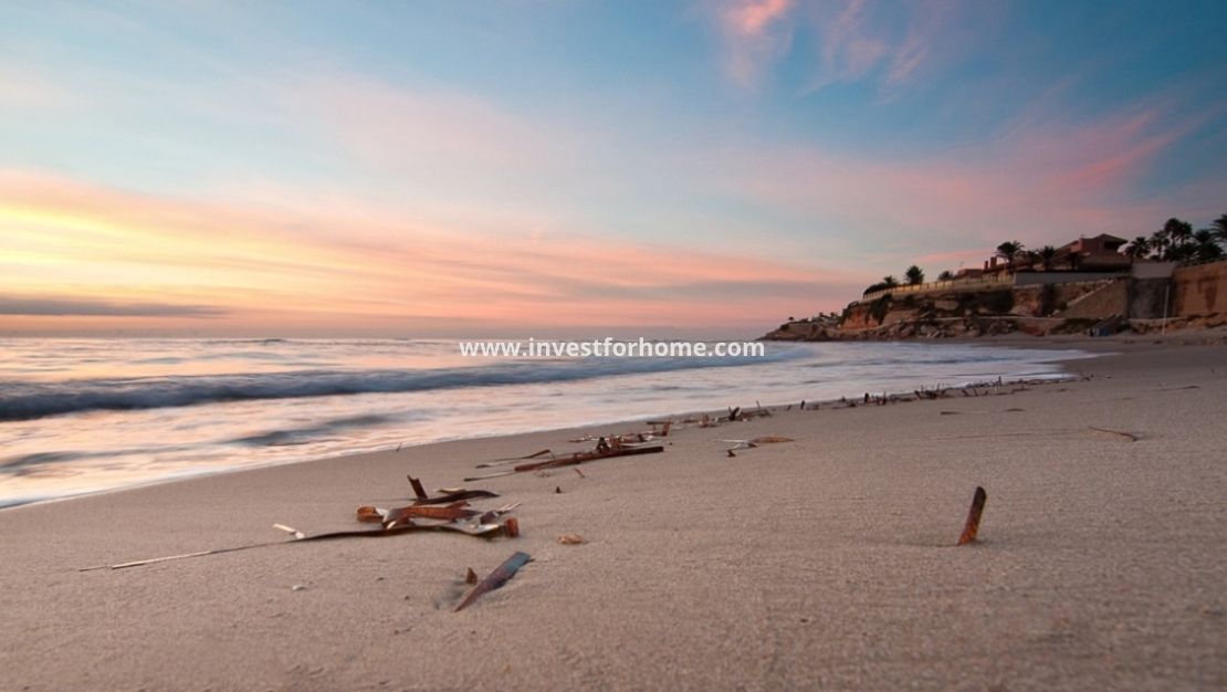 Reventa - Chalet - Orihuela Costa - Costa Blanca