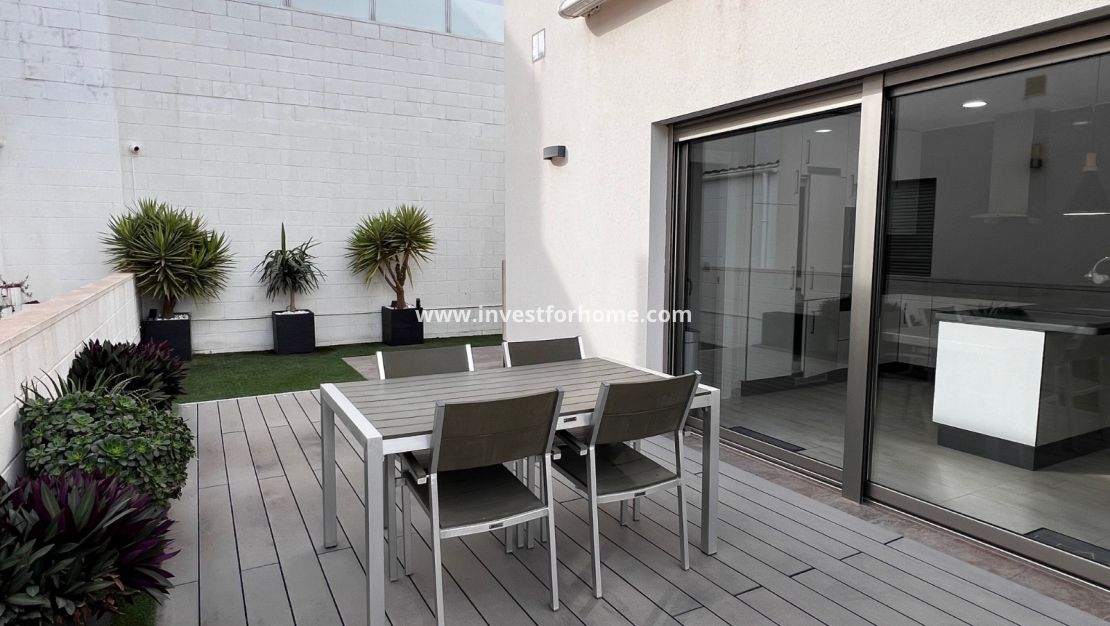 Reventa - Chalet - Orihuela Costa - Costa Blanca