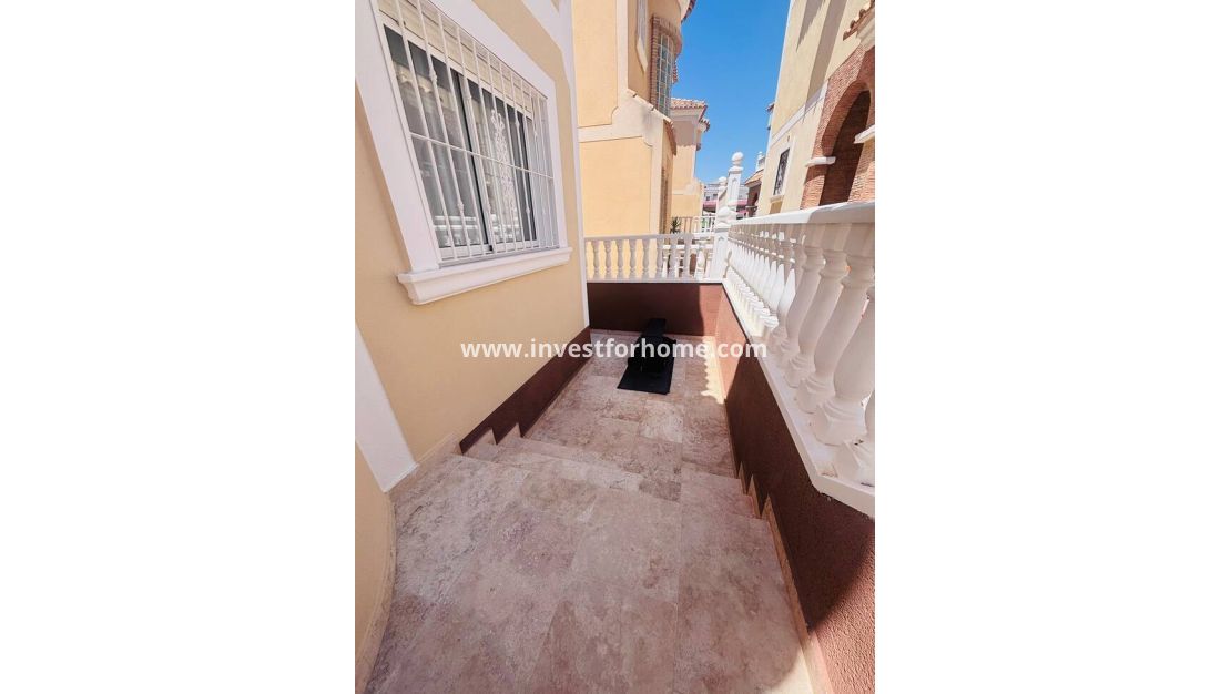 Reventa - Chalet - Orihuela Costa - Costa Blanca
