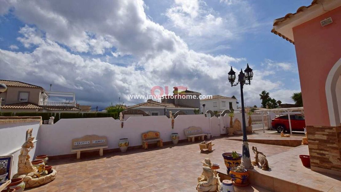 Reventa - Chalet - Orihuela Costa - Costa Blanca