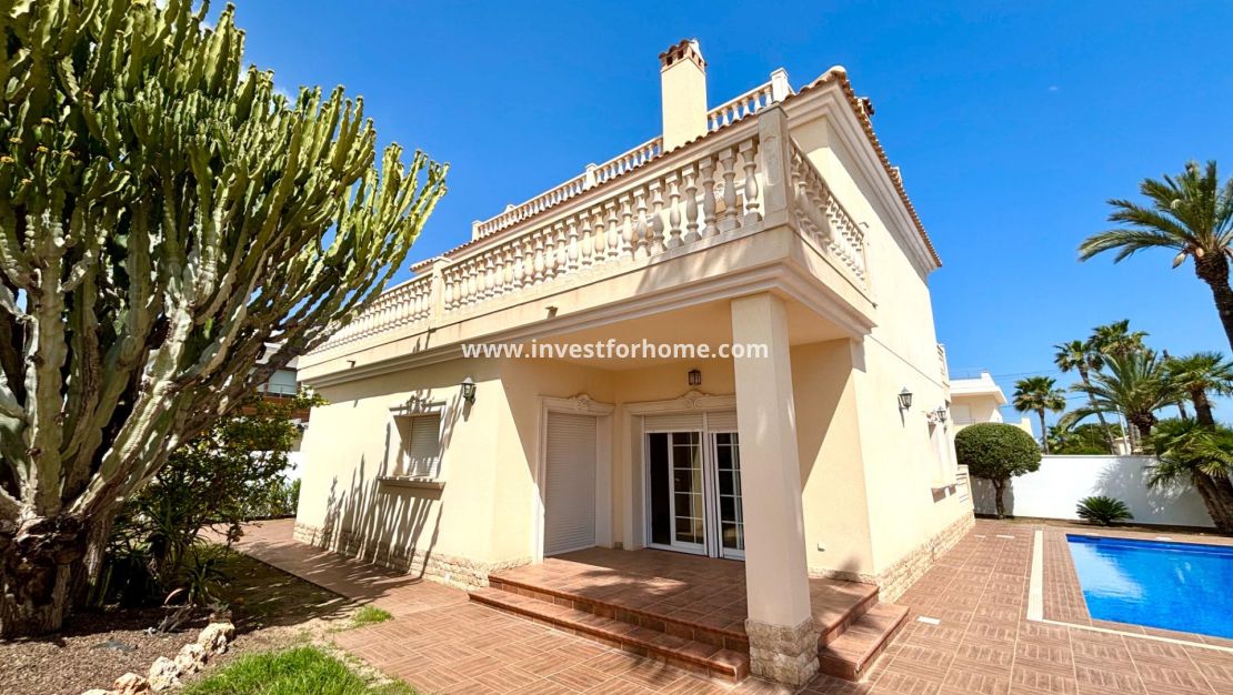 Reventa - Chalet - Orihuela Costa - Costa Blanca