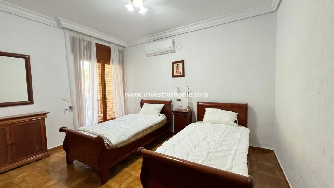 Reventa - Chalet - Orihuela Costa - Dehesa De Campoamor