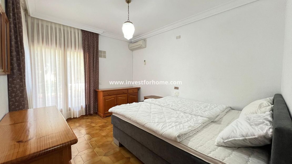 Reventa - Chalet - Orihuela Costa - Dehesa De Campoamor