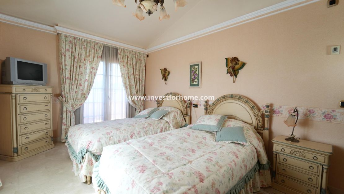 Reventa - Chalet - Orihuela Costa - Dehesa De Campoamor