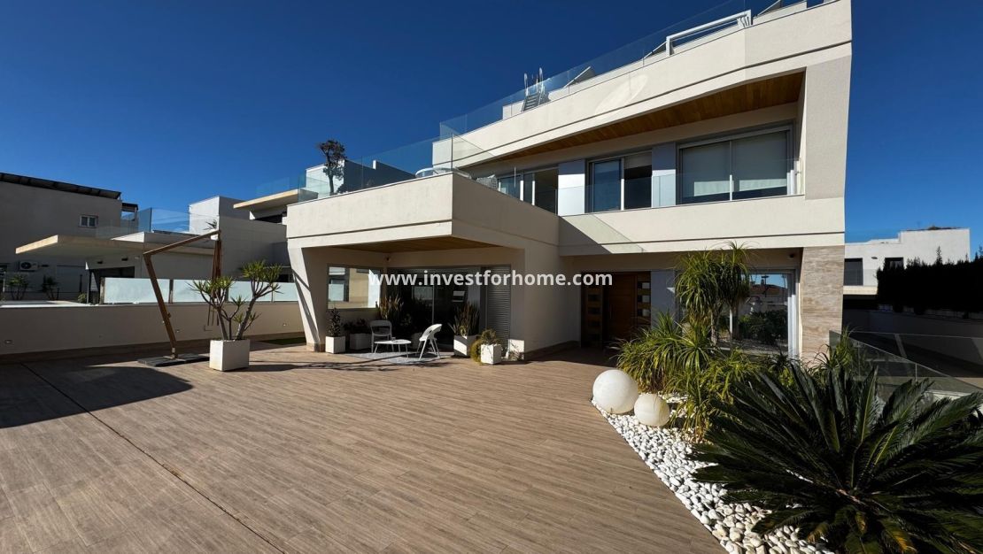 Reventa - Chalet - Orihuela Costa - Dehesa De Campoamor