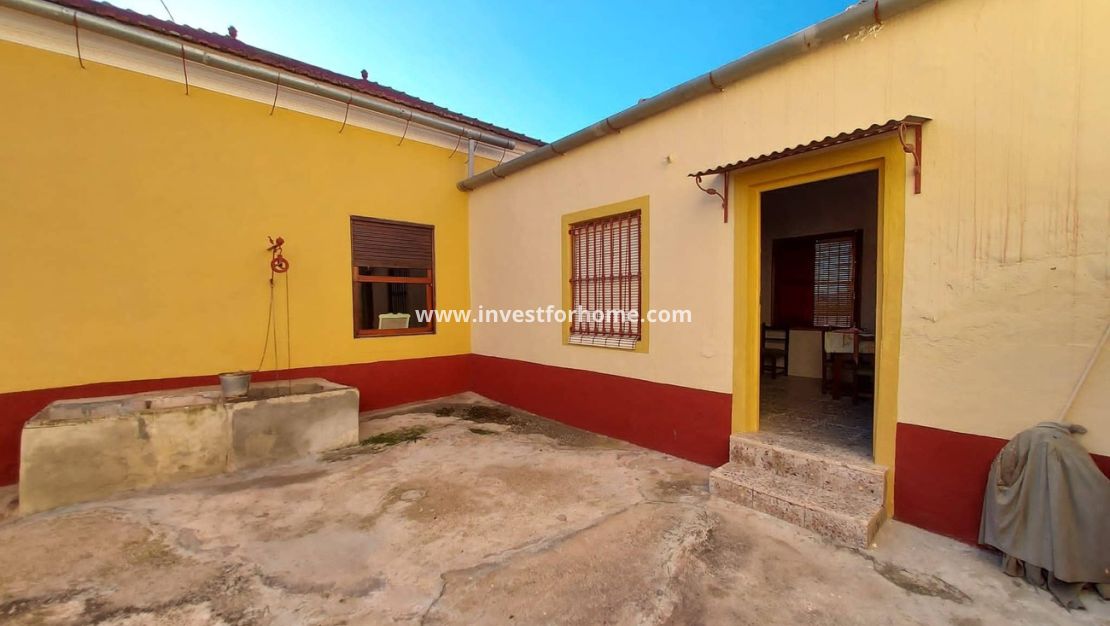 Reventa - Chalet - Orihuela Costa - Desamparados