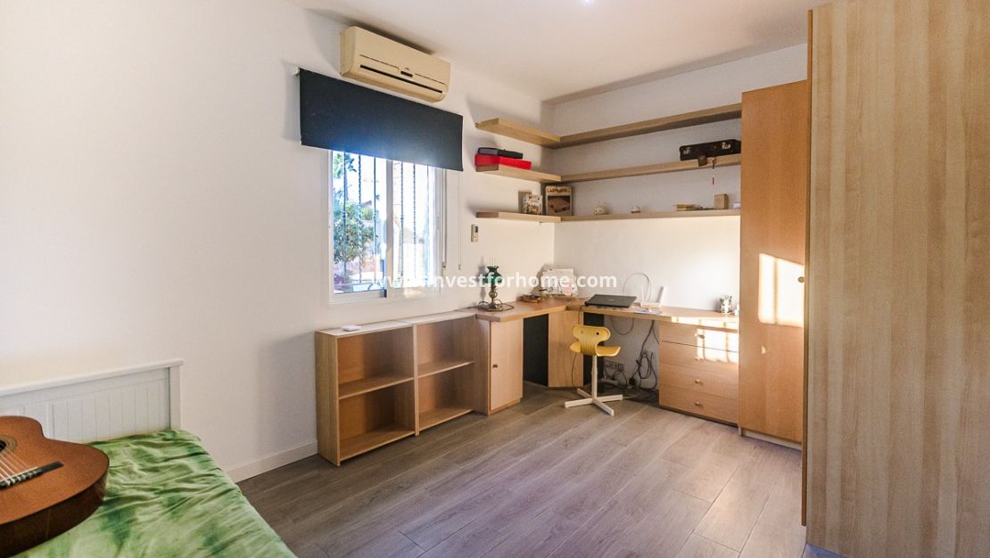 Reventa - Chalet - Orihuela Costa - Inland