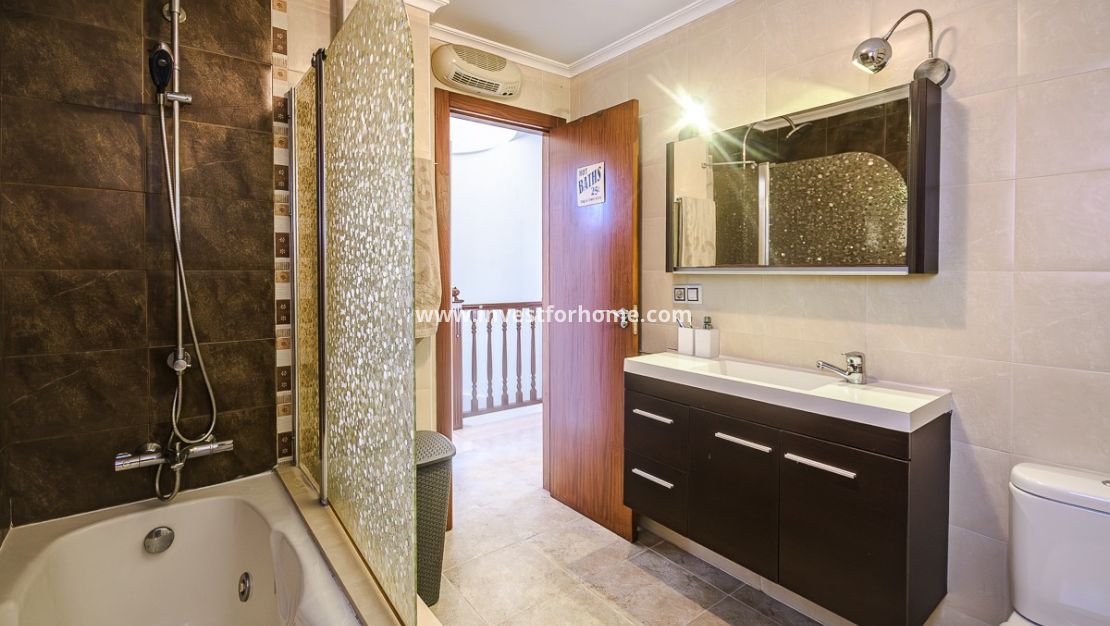 Reventa - Chalet - Orihuela Costa - Inland