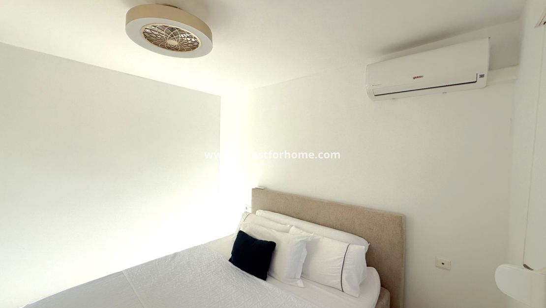 Reventa - Chalet - Orihuela Costa - Inland